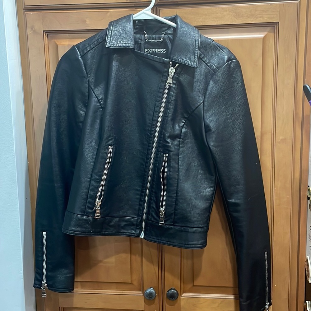 Women’s faux leather jacket